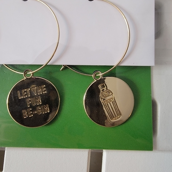 TANQUERAY Golden Cocktail Charms Stemmed Drink Glassware Whine Glass Accessory - Picture 8 of 9